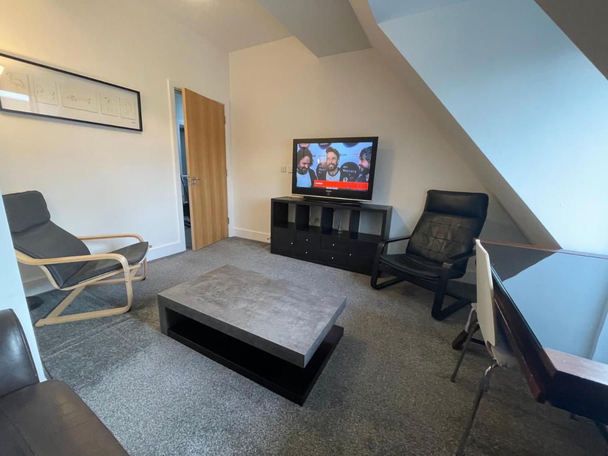 2 Bedroom 2 Bathroom Apartment 8 Including Free Parking Bromley Dış mekan fotoğraf