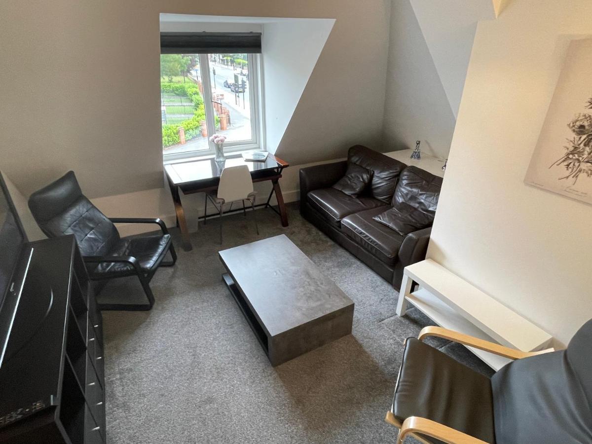 2 Bedroom 2 Bathroom Apartment 8 Including Free Parking Bromley Dış mekan fotoğraf